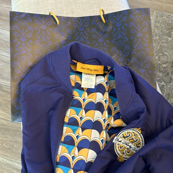 Very collectible club 33 bomber jacket - Picture 4 of 9